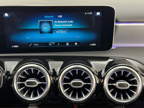 Used 2019 Mercedes-Benz A 220 A 220 w/ AMG Line & Premium Pa image 25