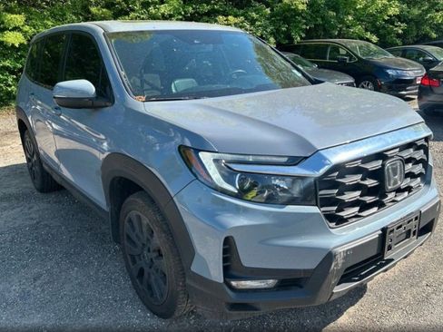 Used 2023 Honda Passport EX-L image 3