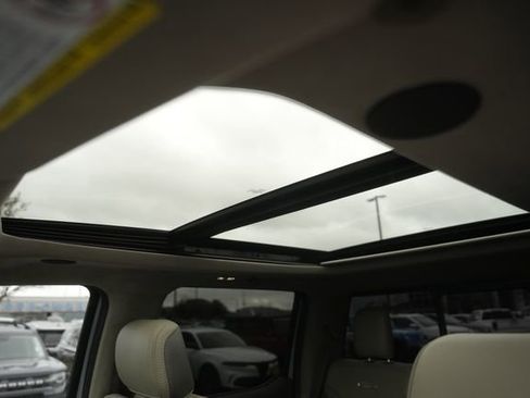 Used 2026 Ford F450 Platinum w/ Platinum Plus Package image 11