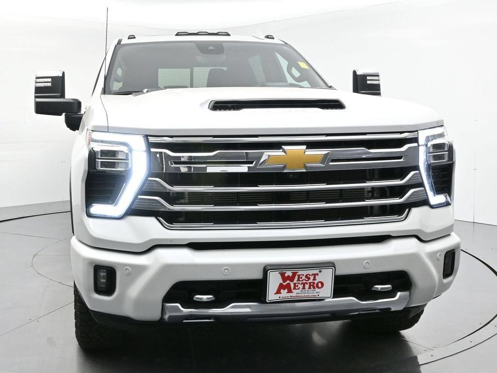 Used 2024 Chevrolet Silverado 3500 High Country w/ High Country Premium Package AWD/4WD image 32