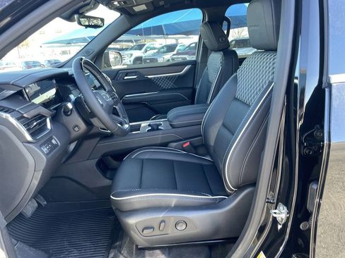 New 2026 GMC Acadia Denali w/ Super Cruise Package image 9