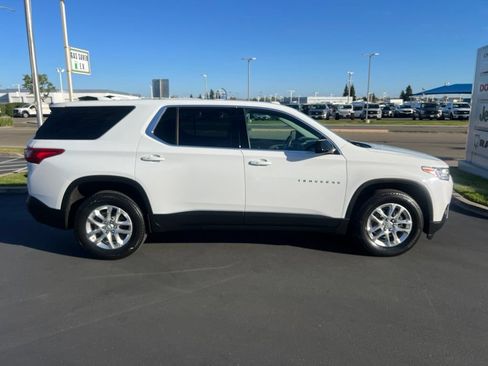 Used 2020 Chevrolet Traverse LS FWD image 15