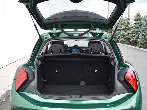 Used 2025 MINI Cooper S FWD image 8