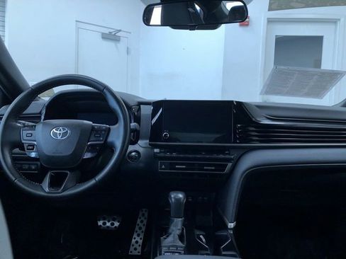 Certified 2025 Toyota Camry SE image 18