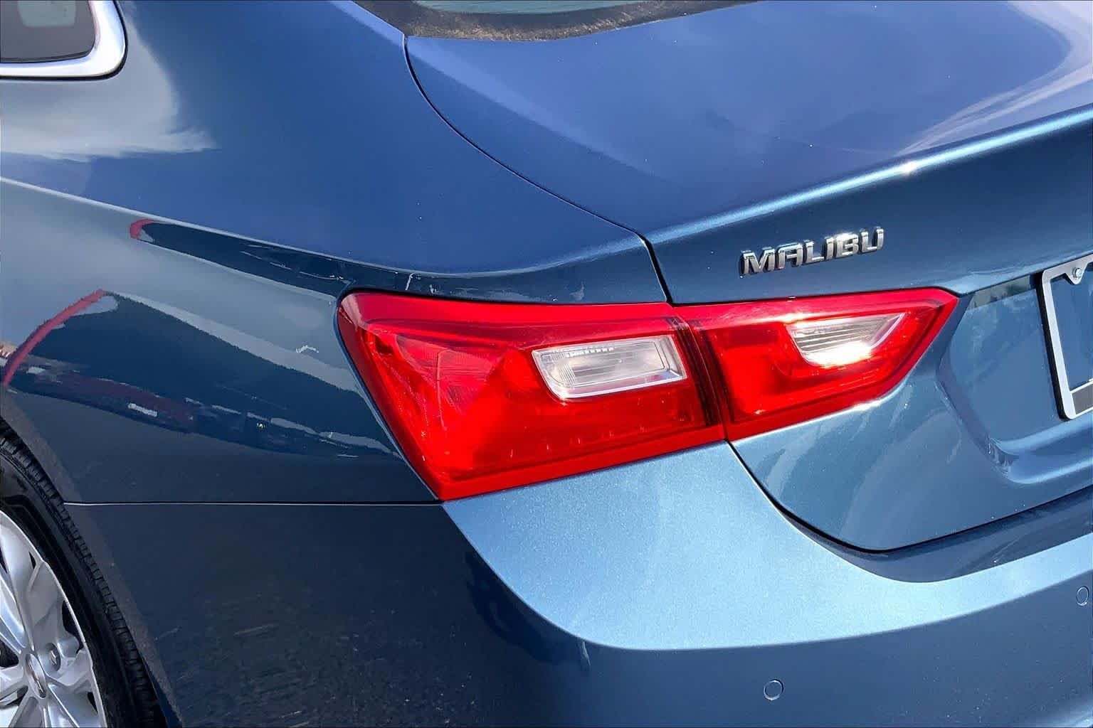 Used 2025 Chevrolet Malibu LT FWD image 29