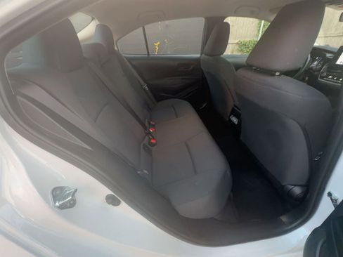 Used 2025 Toyota Corolla LE image 15