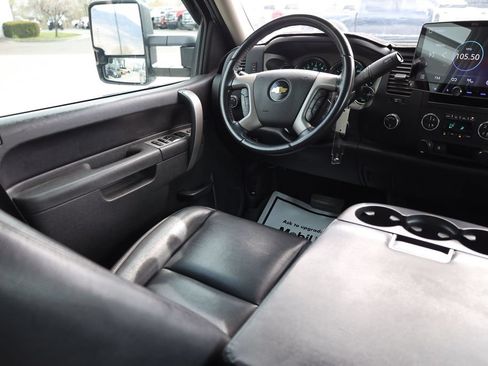 Used 2011 Chevrolet Silverado 1500 LT w/ All-Star Edition AWD/4WD image 19