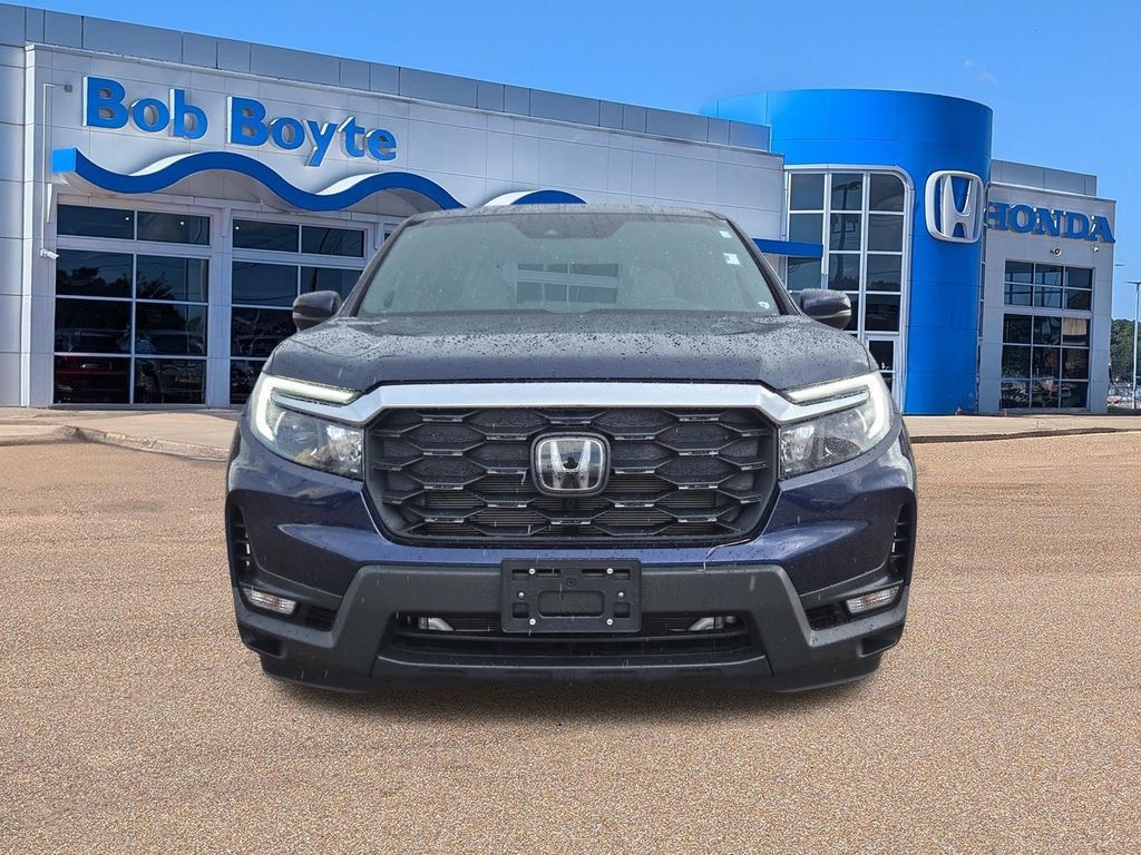 Certified 2025 Honda Passport EX-L image 2