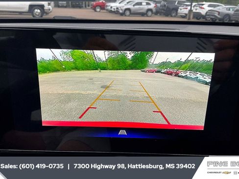 New 2026 Chevrolet Trax LT w/ LT Convenience Package FWD image 17