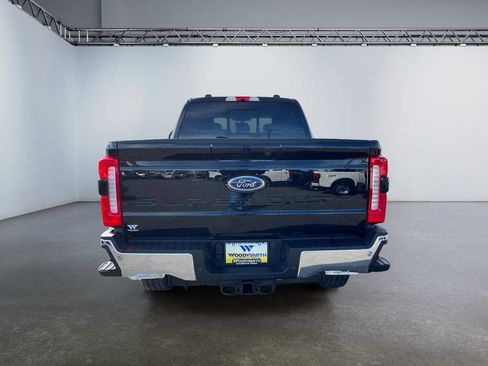 Used 2024 Ford F350 Lariat image 4