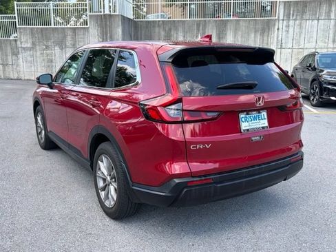 Used 2023 Honda CR-V EX image 3