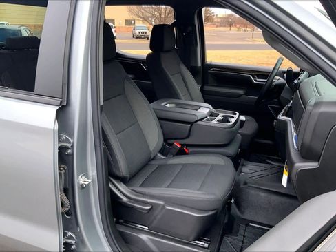 Used 2025 Chevrolet Silverado 1500 RST w/ Z71 Off-Road Package image 9