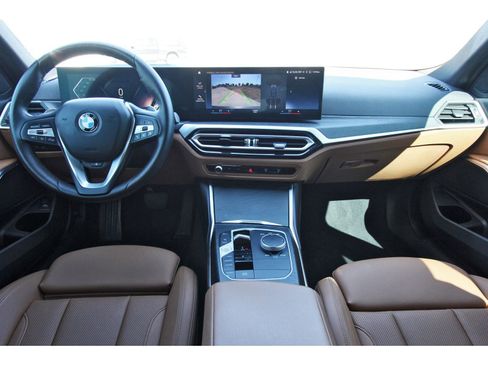 Used 2024 BMW 330i Sedan w/ Premium Package image 12