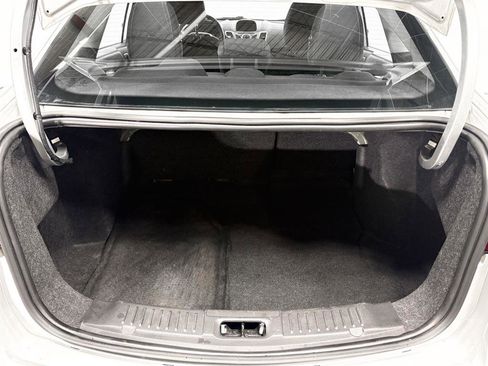 Used 2013 Ford Fiesta SE w/ Super Fuel Economy Pkg image 9