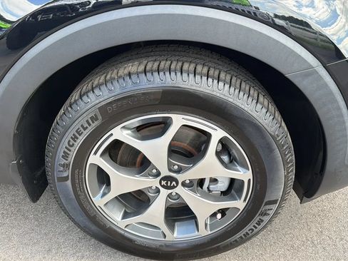 Used 2021 Kia Telluride EX FWD image 14