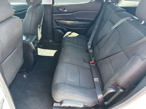 Used 2019 GMC Acadia SLE w/ LPO, Floor Liner Package FWD image 24