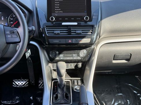 Used 2022 Mitsubishi Eclipse Cross LE AWD/4WD image 16