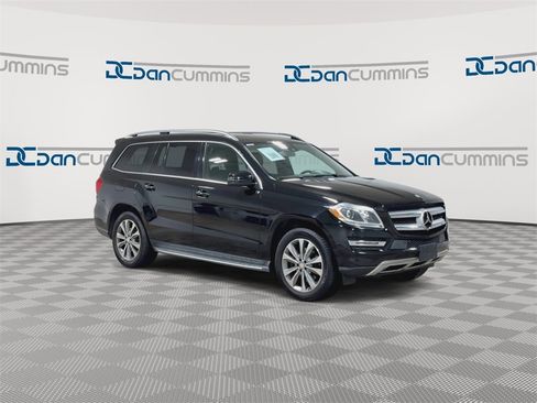 Used 2014 Mercedes-Benz GL 450 4MATIC image 2