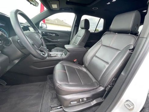 Certified 2023 Chevrolet Traverse RS AWD/4WD image 12
