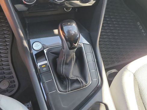 Used 2025 Volkswagen Taos S FWD image 25