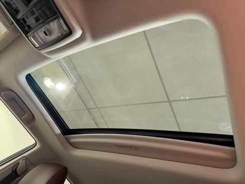 Certified 2019 Toyota 4Runner Limited AWD/4WD image 19