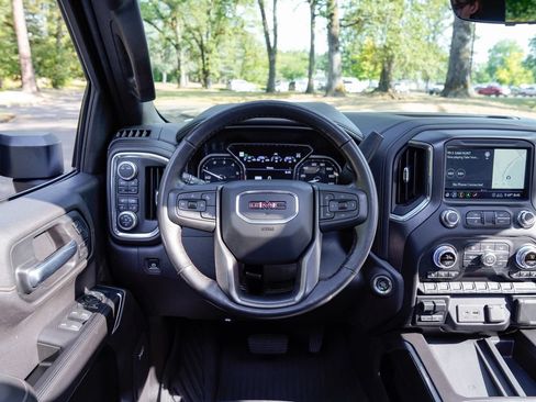 Used 2020 GMC Sierra 1500 AT4 w/ AT4 Premium Package AWD/4WD image 16