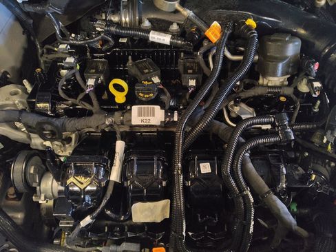 Used 2024 Ford Edge SEL image 30