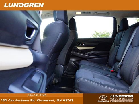 Used 2021 Subaru Ascent Premium w/ Convenience Package image 19