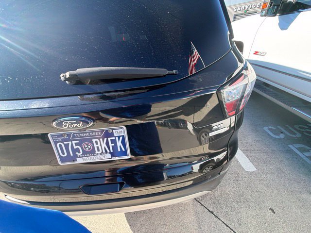 Used 2018 Ford Escape SE FWD image 15