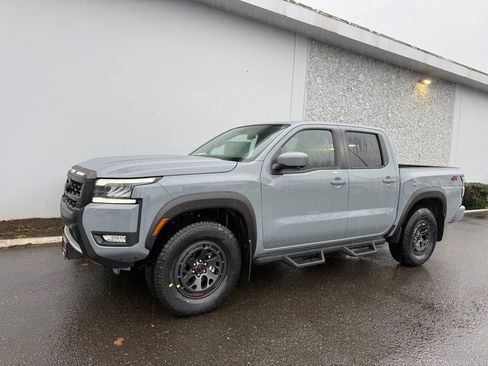 New 2026 Nissan Frontier PRO-4X w/ Pro-4x Convenience Package image 2