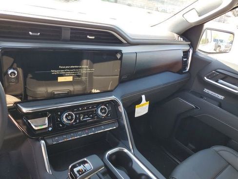 New 2026 GMC Sierra 1500 Denali w/ Denali Reserve Package image 28