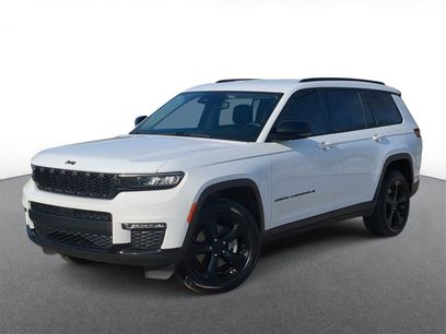 Certified 2022 Jeep Grand Cherokee L Limited w/ Black Appearance Package