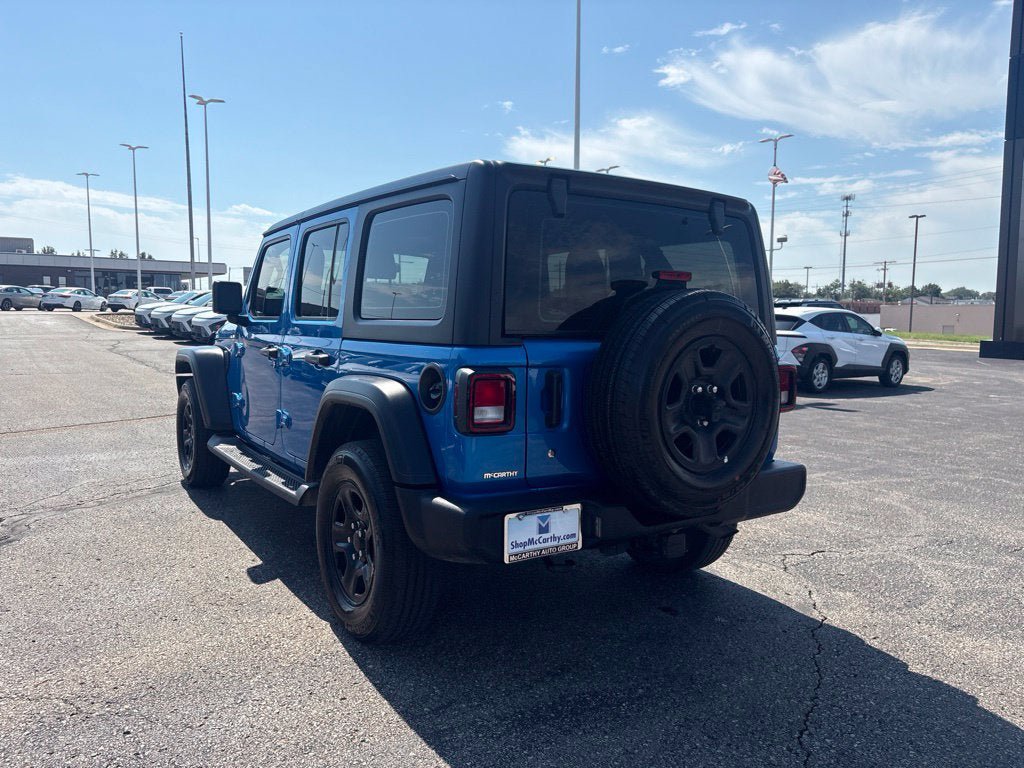 Used 2023 Jeep Wrangler Unlimited Sport AWD/4WD image 8
