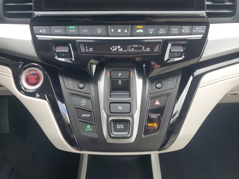 New 2026 Honda Odyssey Touring image 21