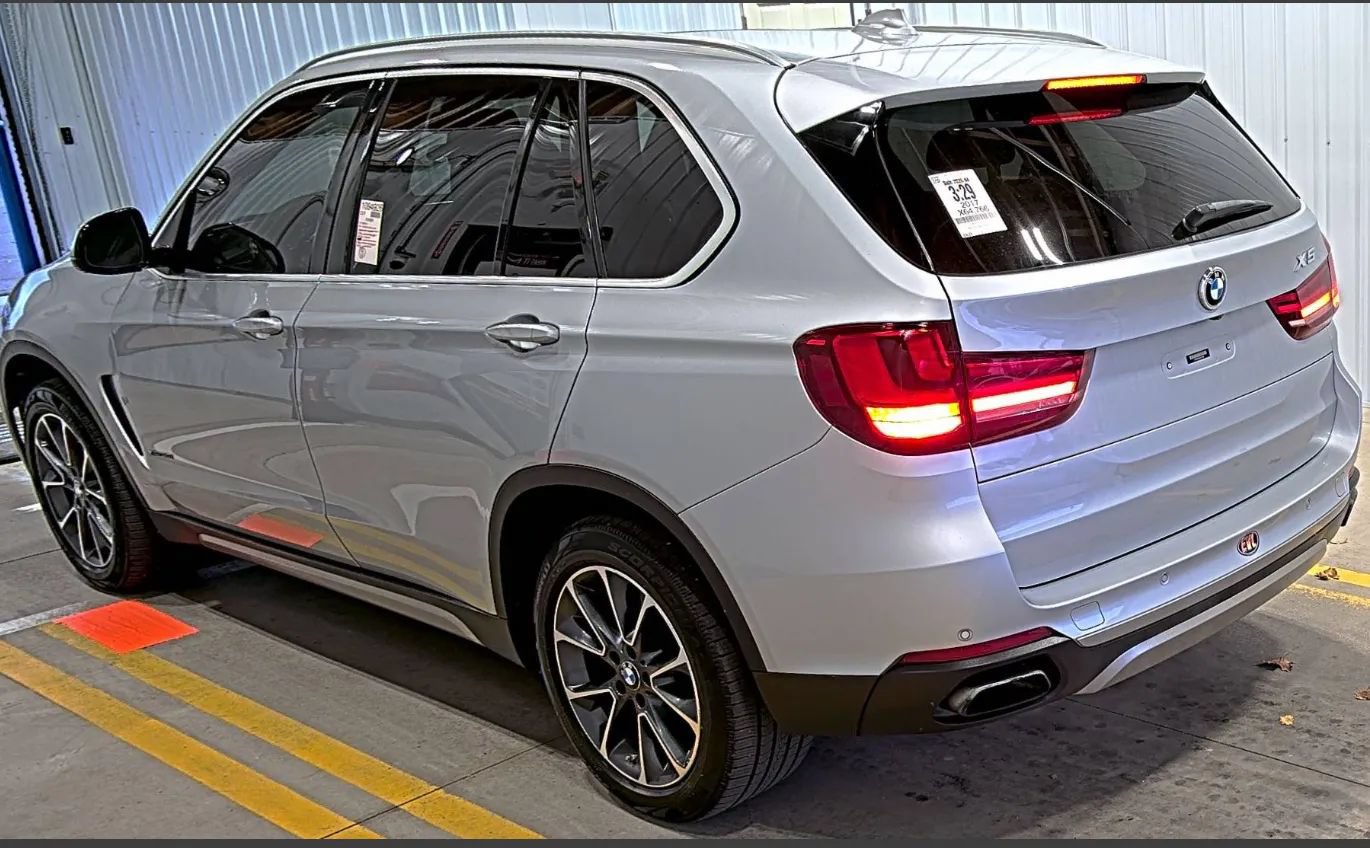 Used 2017 BMW X5 xDrive50i AWD/4WD image 3