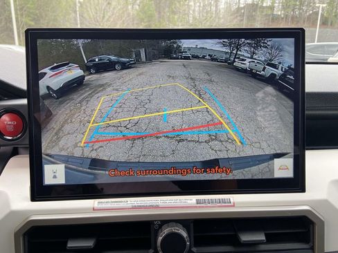 Used 2024 Toyota Tacoma TRD Sport image 20