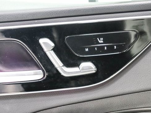 Certified 2022 Mercedes-Benz C 300 Sedan image 21