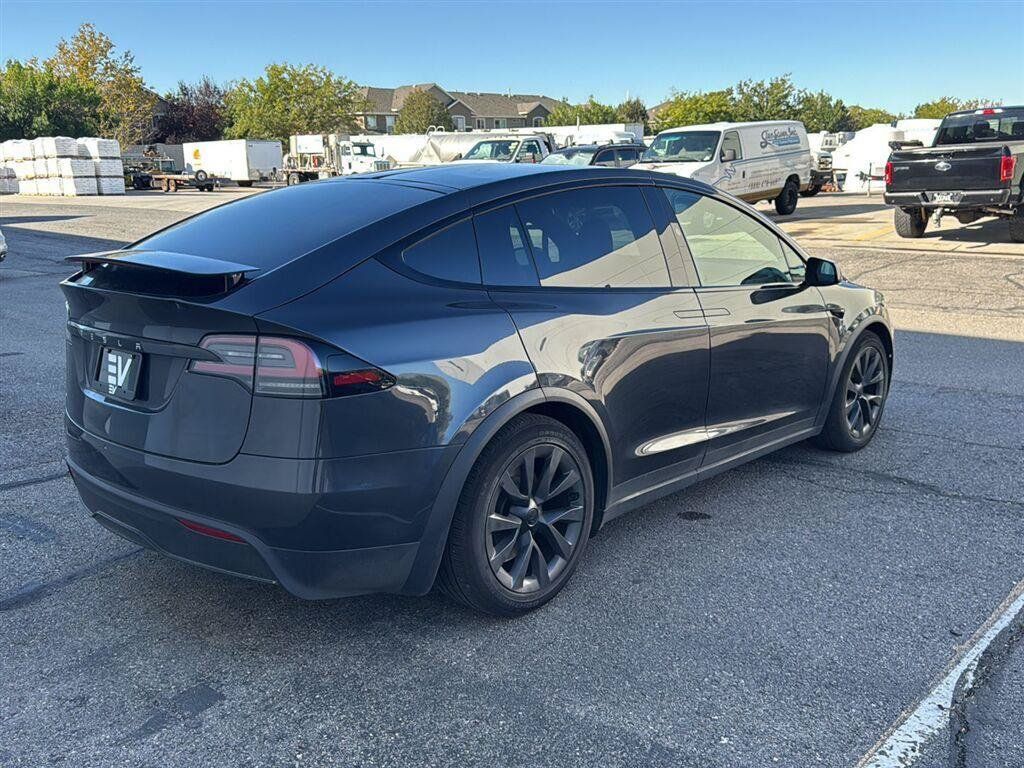 Used 2024 Tesla Model X AWD/4WD image 5