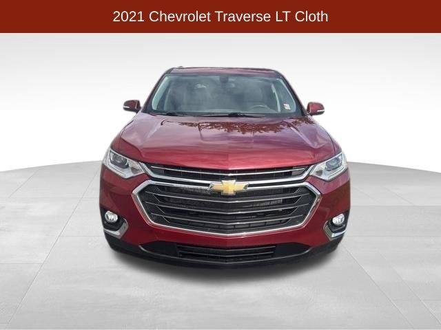 Used 2021 Chevrolet Traverse LT FWD image 2