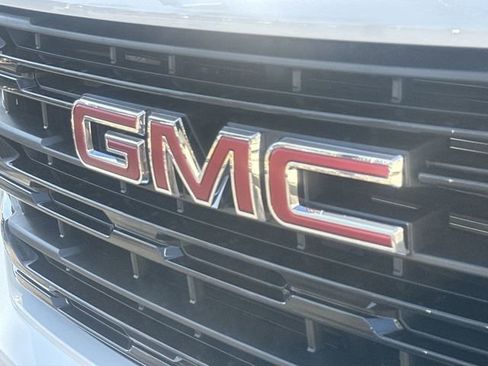 New 2026 GMC Sierra 1500 Elevation image 33