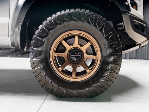 Used 2017 Ford F150 Raptor w/ Equipment Group 802A Luxury AWD/4WD image 23