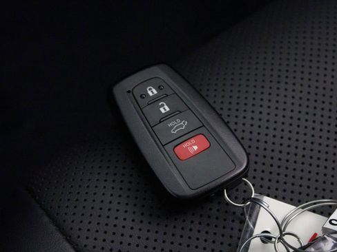 Used 2025 Toyota RAV4 Limited w/ Weather Package FWD image 31