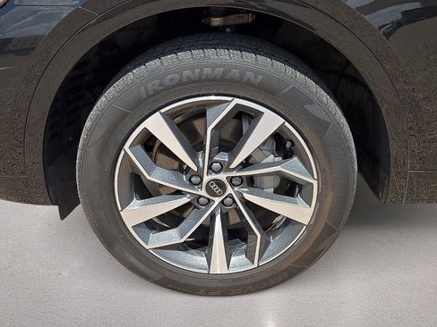 Used 2024 Audi Q5 2.0T Premium Plus AWD/4WD image 10