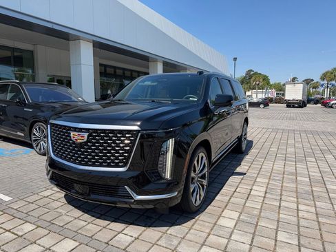 Certified 2026 Cadillac Escalade ESV Luxury w/ Touring Package AWD/4WD image 2