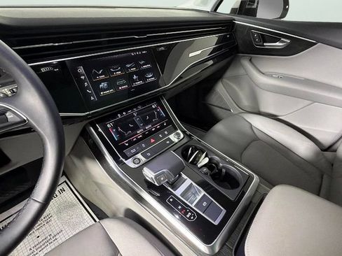 Used 2021 Audi Q7 2.0T Premium Plus w/ Premium Plus Package AWD/4WD image 19
