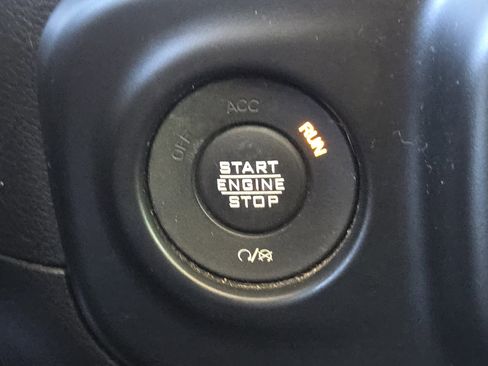 Used 2020 Jeep Gladiator Rubicon image 24