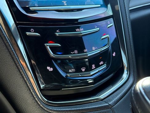 Used 2019 Cadillac CTS V w/ Carbon Fiber Package RWD image 26
