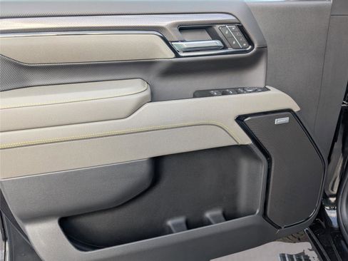 New 2026 Chevrolet Silverado 2500 ZR2 image 31