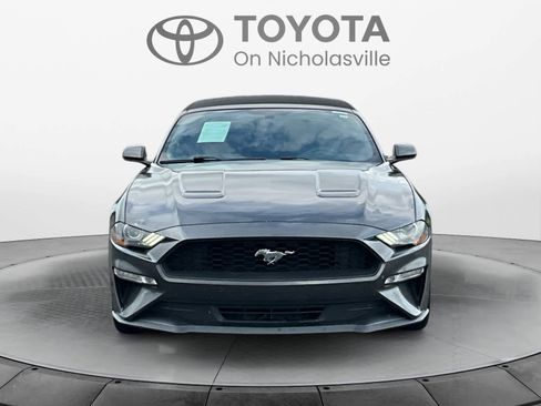 Used 2020 Ford Mustang Premium RWD image 8