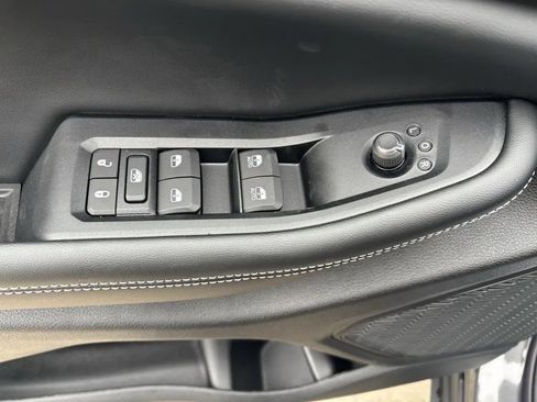 New 2025 Jeep Grand Cherokee L Limited image 21